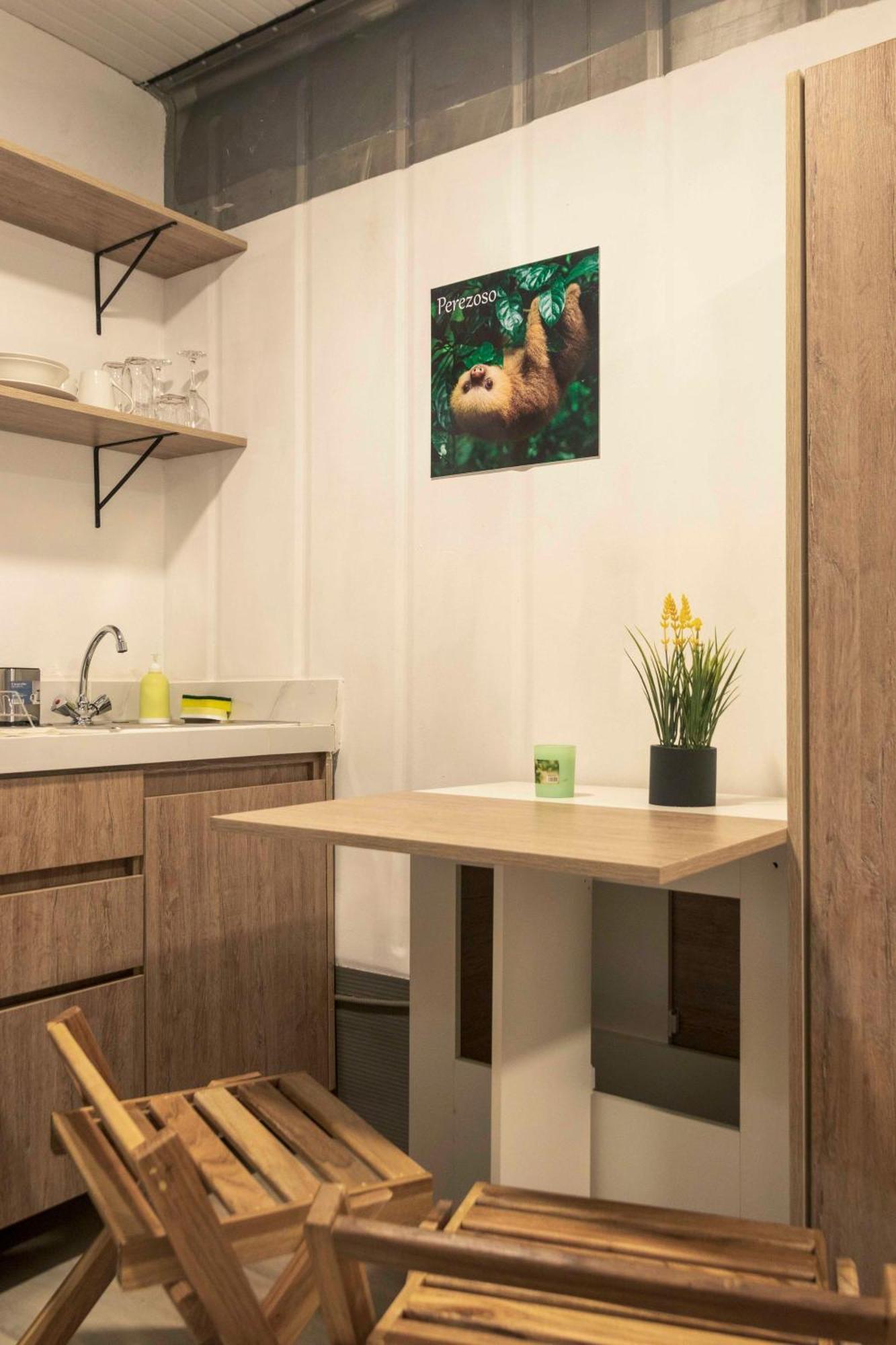Emi'S Place Container Living Uvita Exterior foto